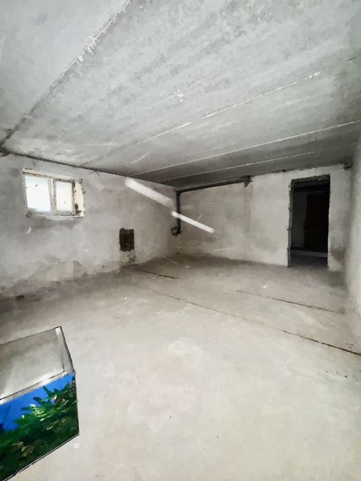 Оренда комерційного приміщення по вул. Симоненка, район Каскад.