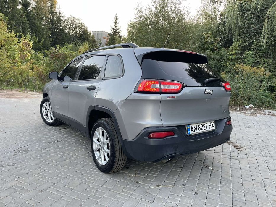 Продам jeep Cherokee