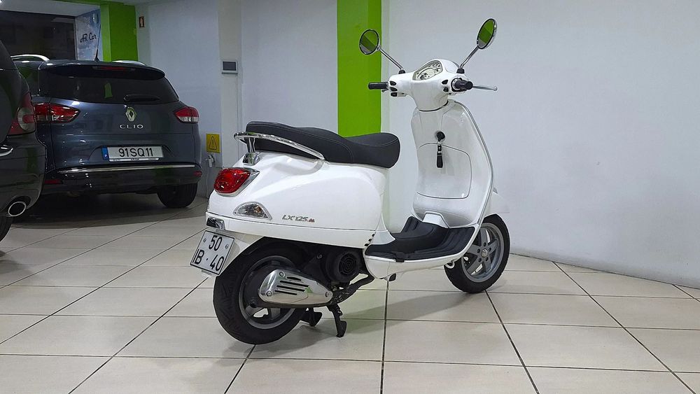 Piaggio Vespa  VESPA LX125ie