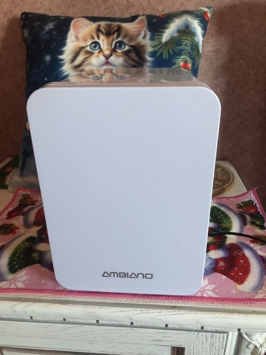 Мини холодильник, холодильник для косметики.