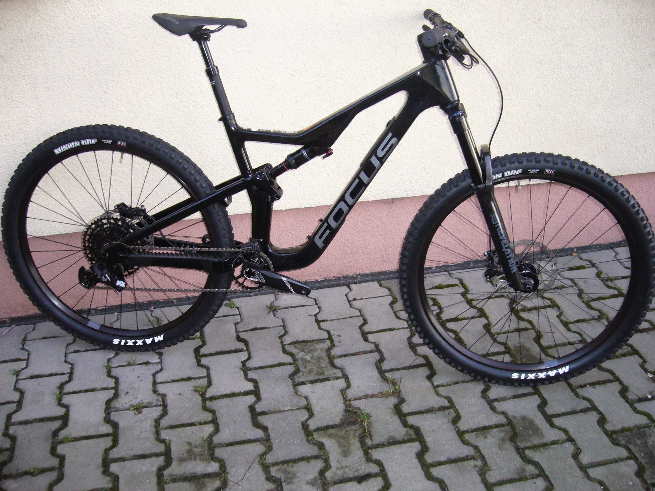 Rower Focus JAM 8.8 Carbon roz L