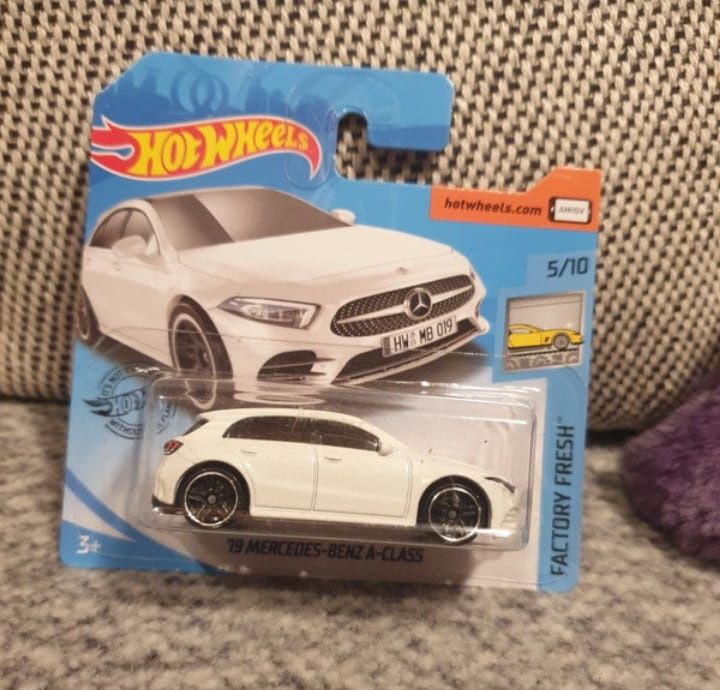 19 mercedes-benz A-class hot wheels
