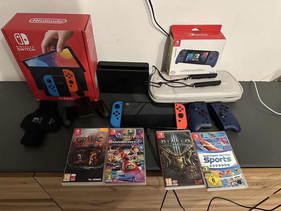 Nintendo switch Oled w zestawie