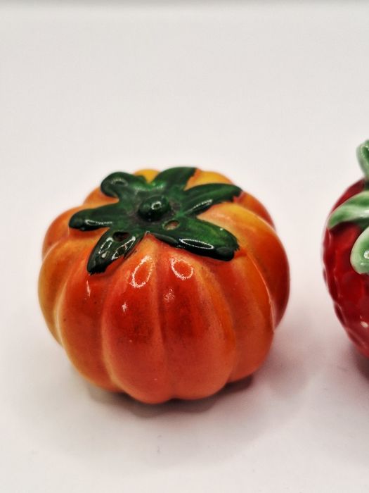 Zestaw solniczka I pieprzniczka Truskawka I Dynia