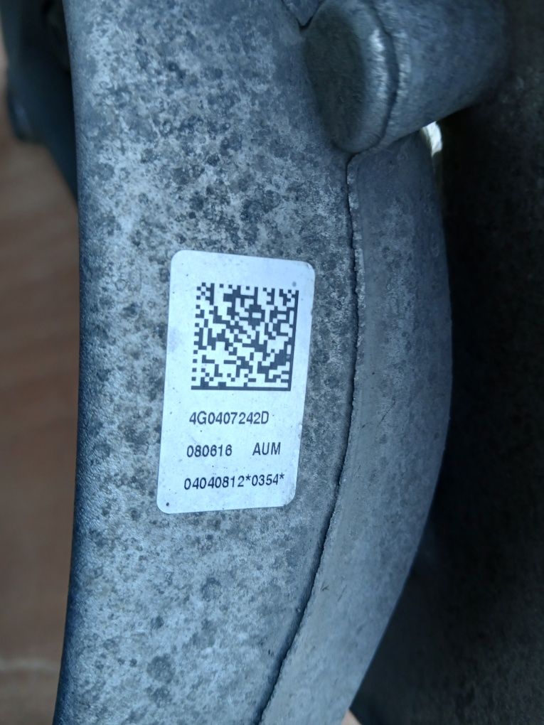 Zwrotnica prawa audi a5 8t lift a4 b8 a6 c7 q5 prawy przod