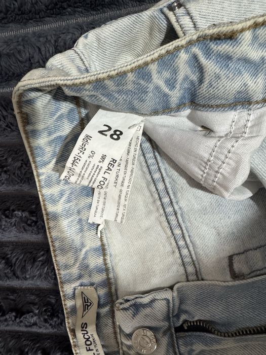 Джинси жіночі.