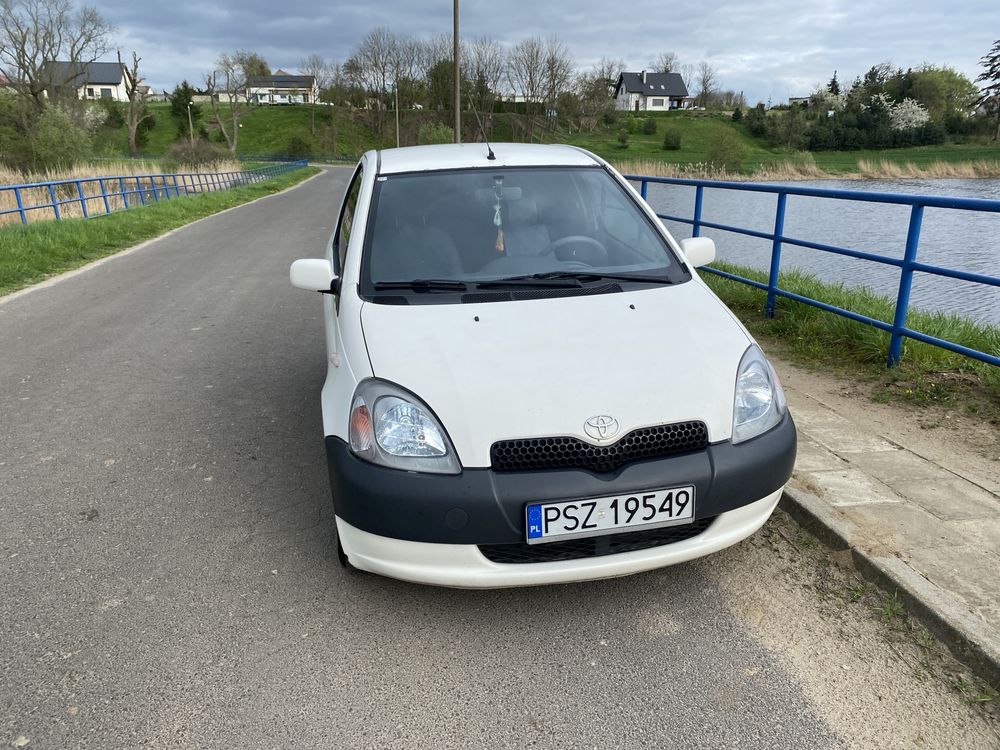 Sprzedam toyota yaris