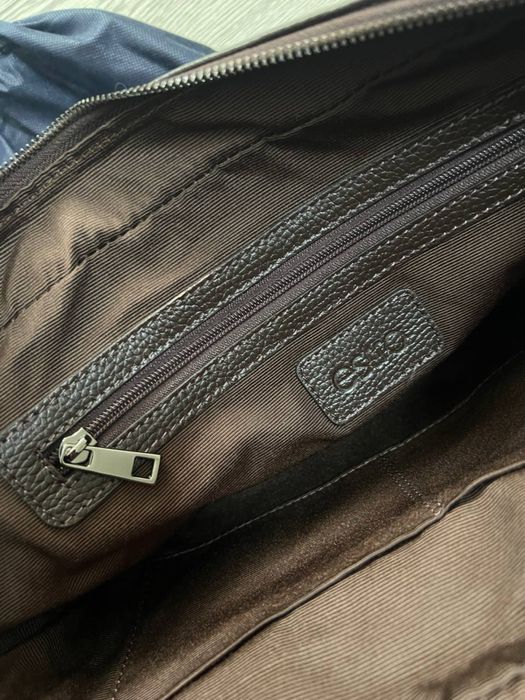 Шкіряна сумка чоловіча