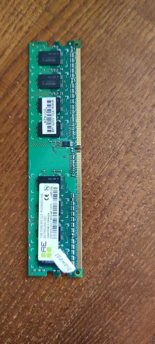 Продам оперативну пам'ять DDR-2    1 гб