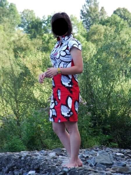 Letnia sukienka czerwono-biało-czarna rozmiar 40 (L/XL)