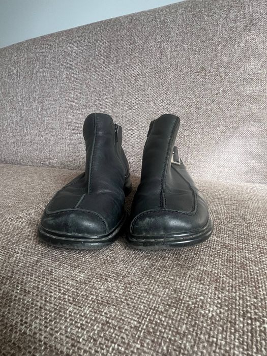 Черевички жіночі.