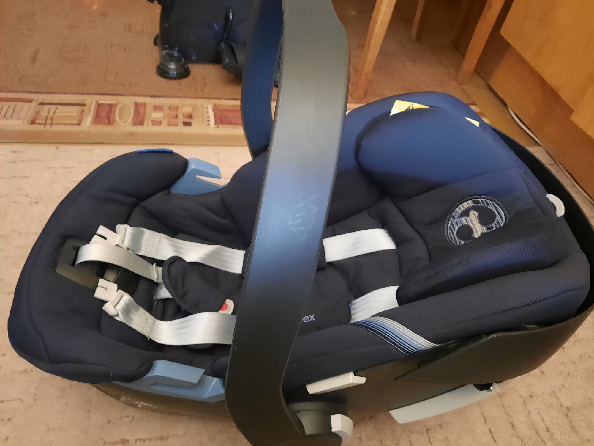 Fotelik samochodowy cybex aton 5 z bazą