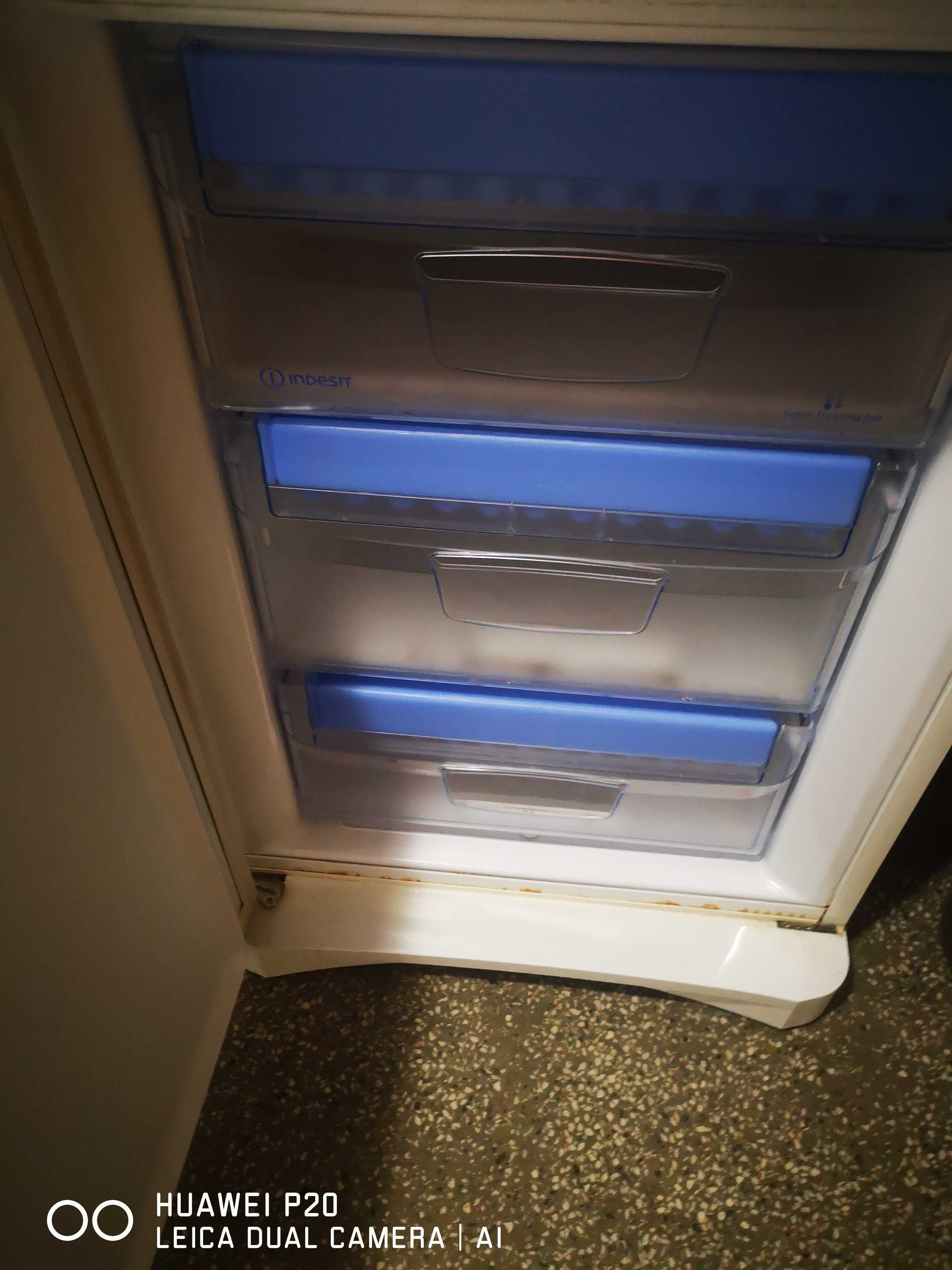 Lodówka indesit 200cm