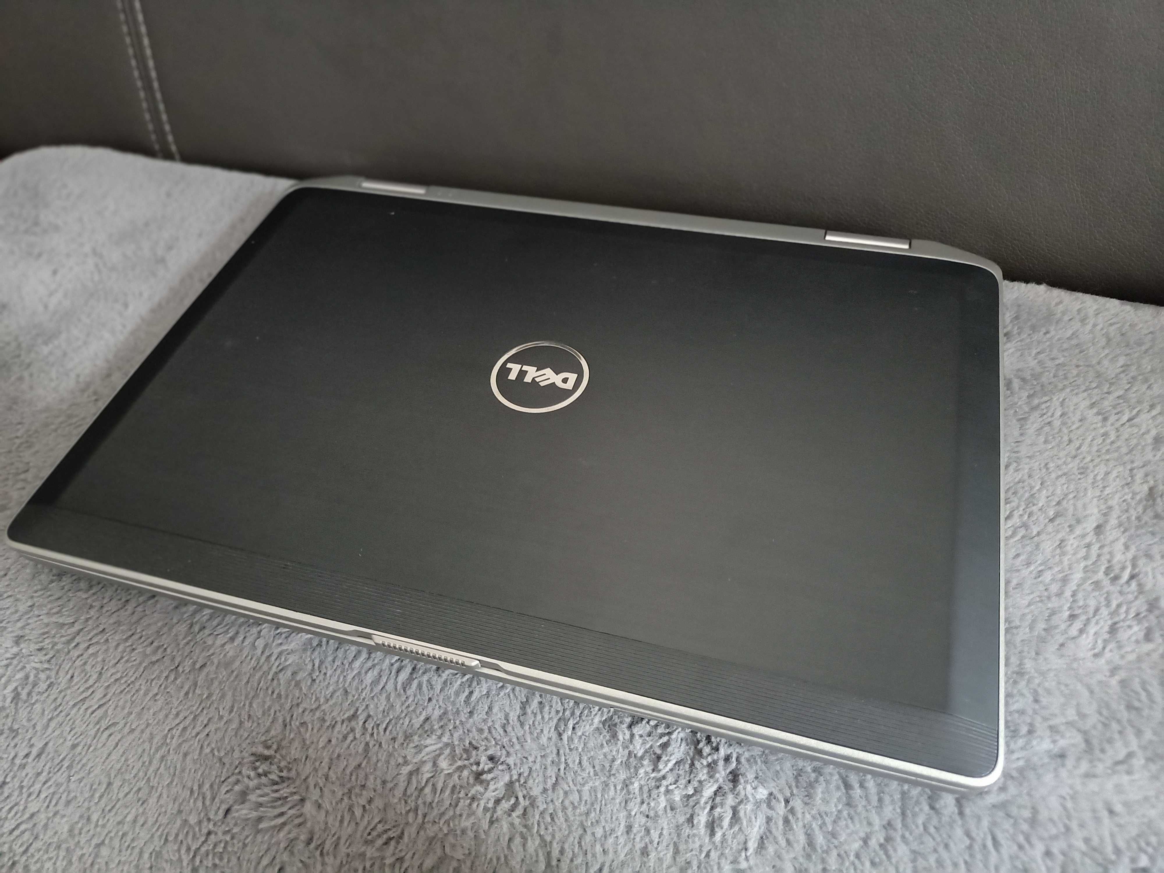 Komputer dell czarny windows 10