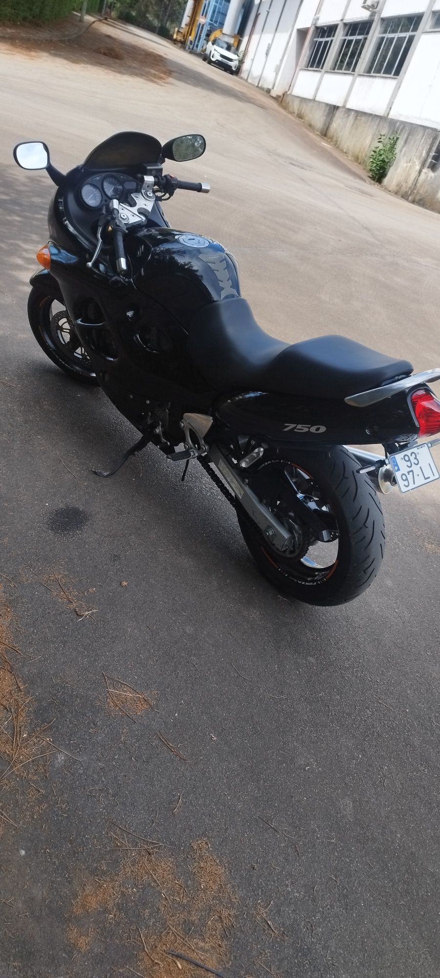 Suzuki gsx750f 98