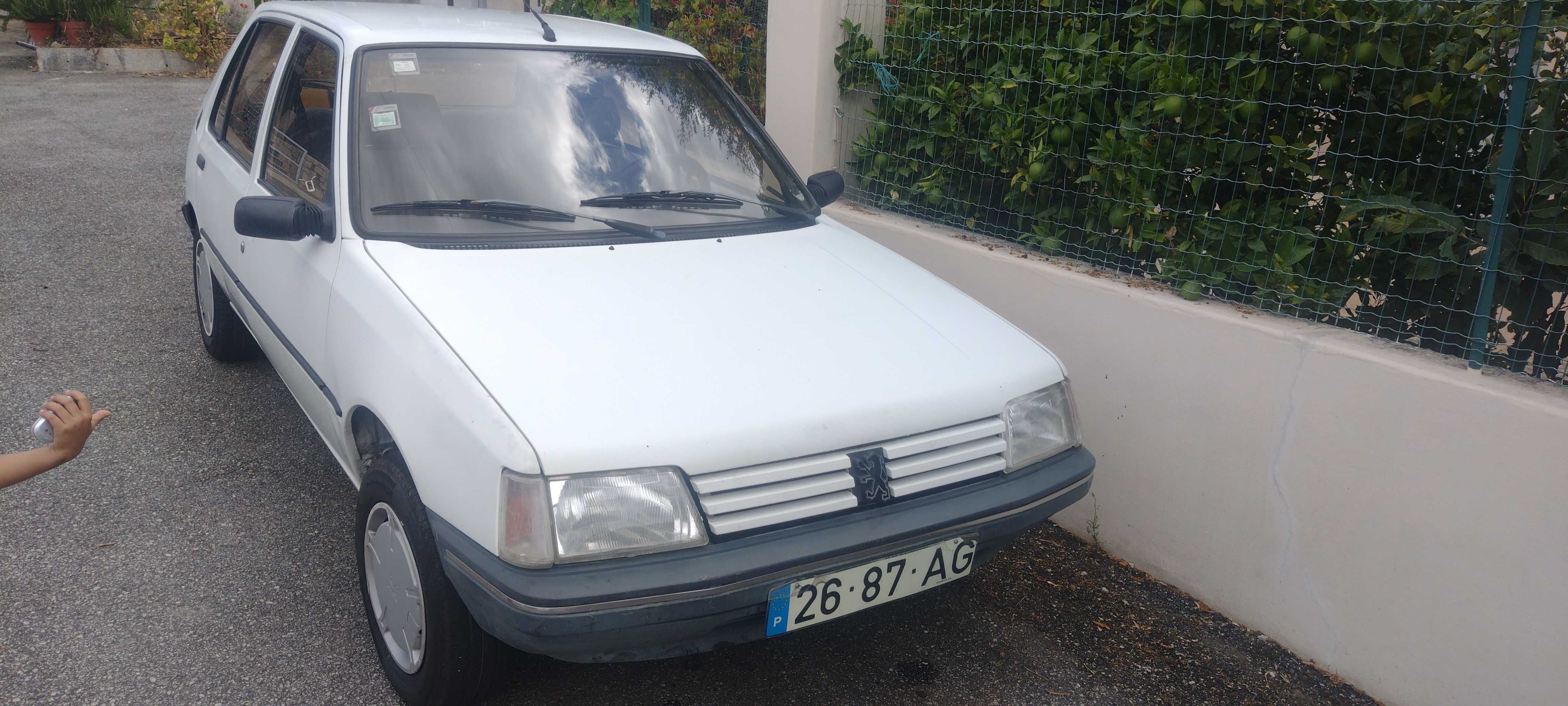 Peugeot 205 ano 92