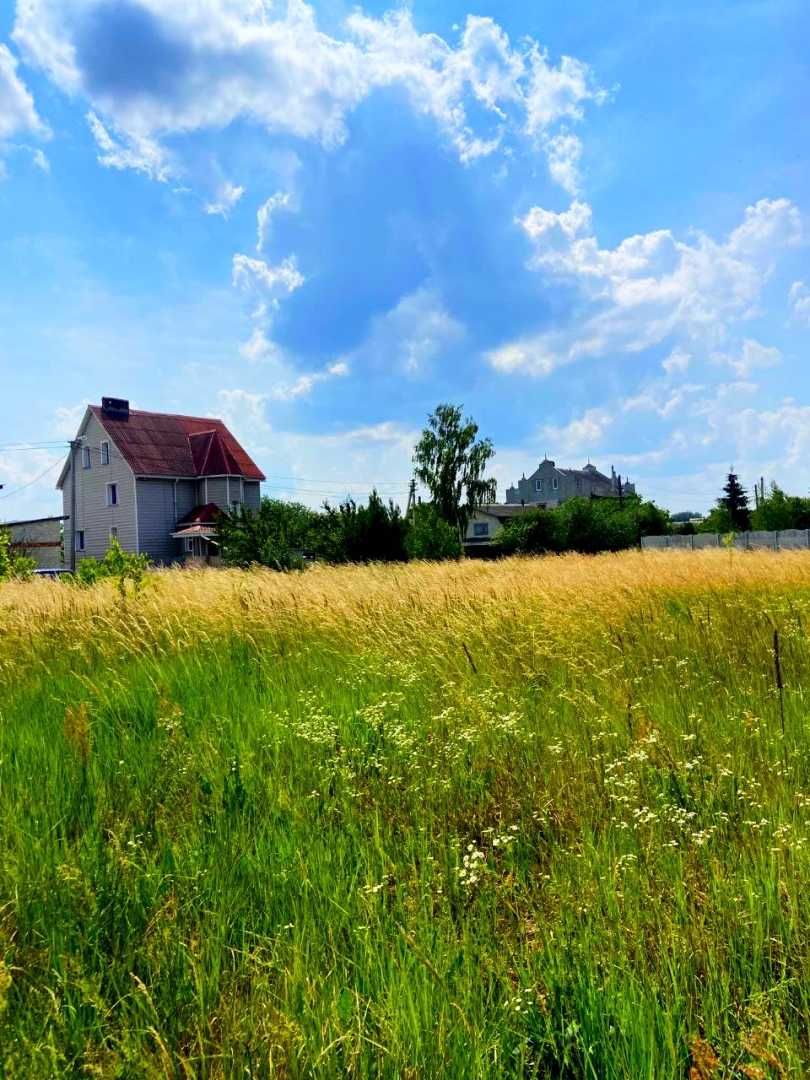 TO Хата у стародавньому селі Виблі