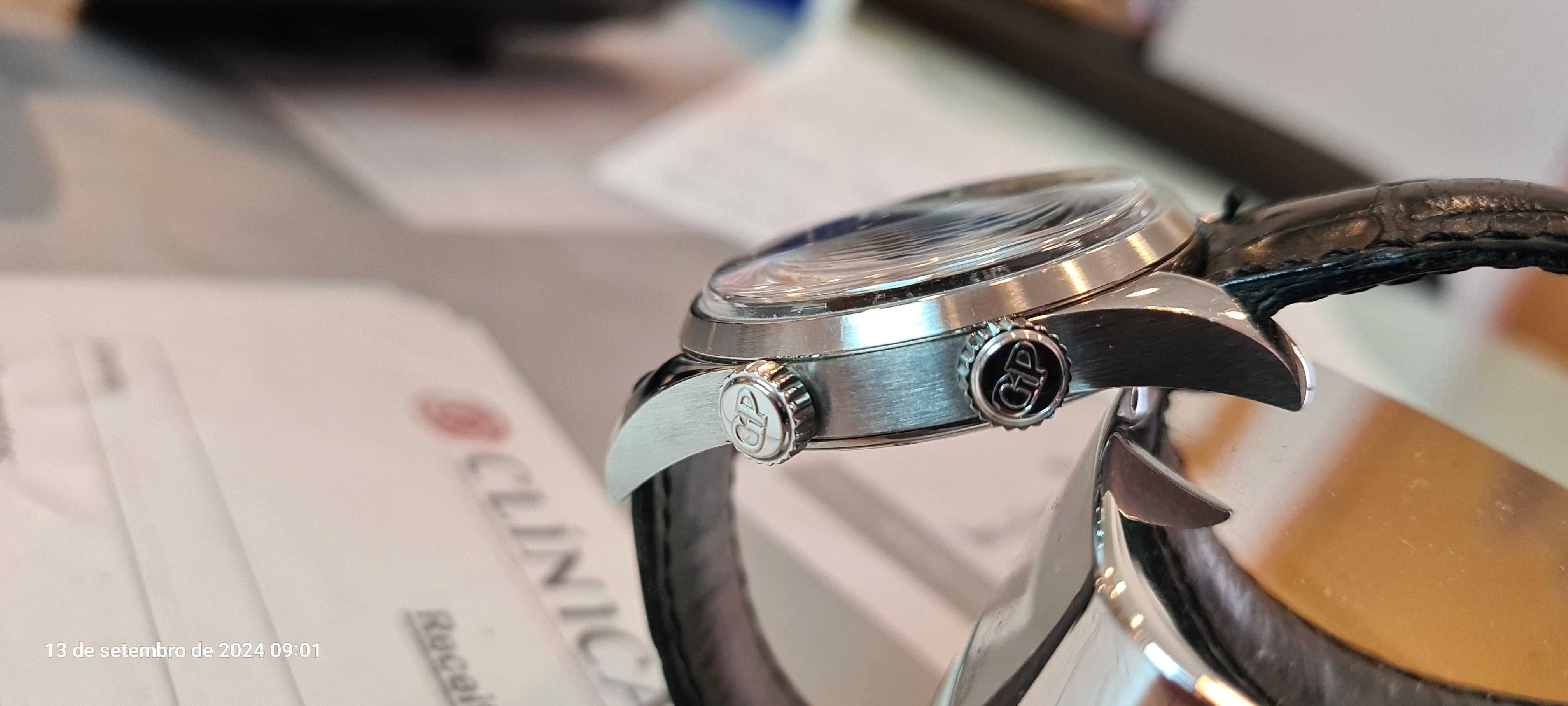 Girard Perregaux Traveller 2