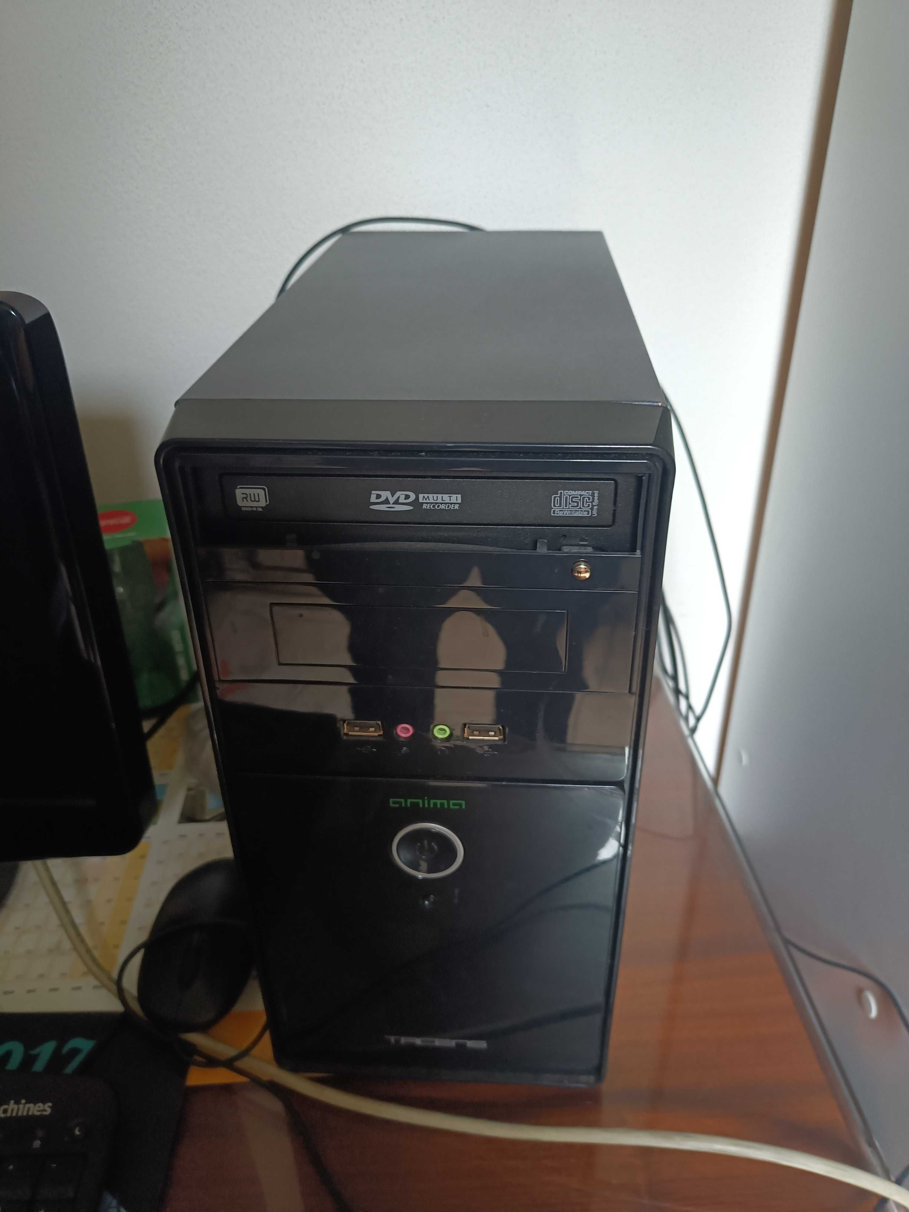 Vendo computador de secretária