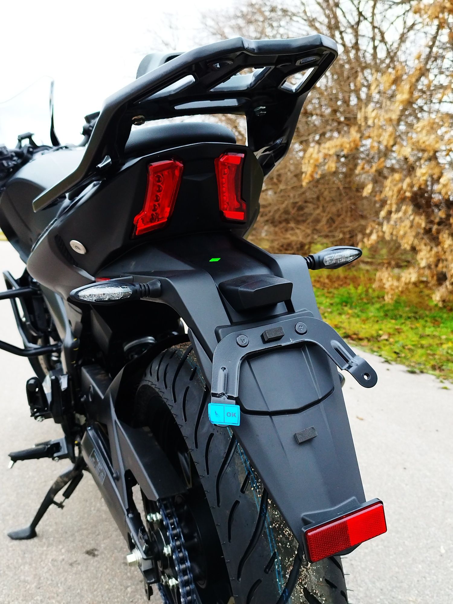Мотоцикл Bajaj Dominar 400