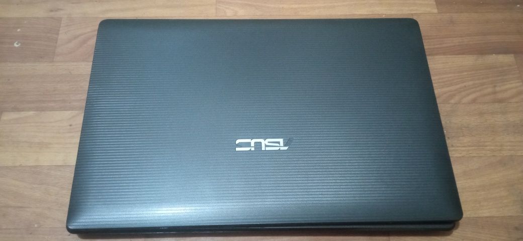 Ноутбук ASUS K53B на запчастини