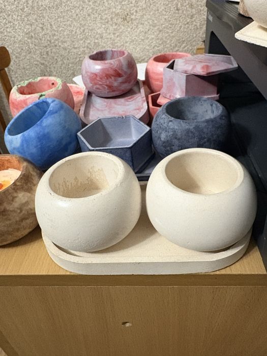 Кашпо з гіпсу у блт якому стилі