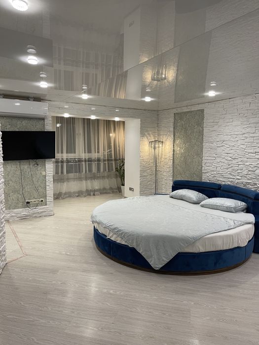 Подобова оренда квартири. Почасово 2часа 500.  VIP 95 квартал, центр.