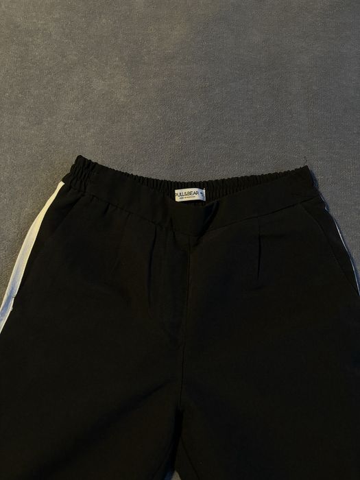 spodnie materiałowe pull&bear