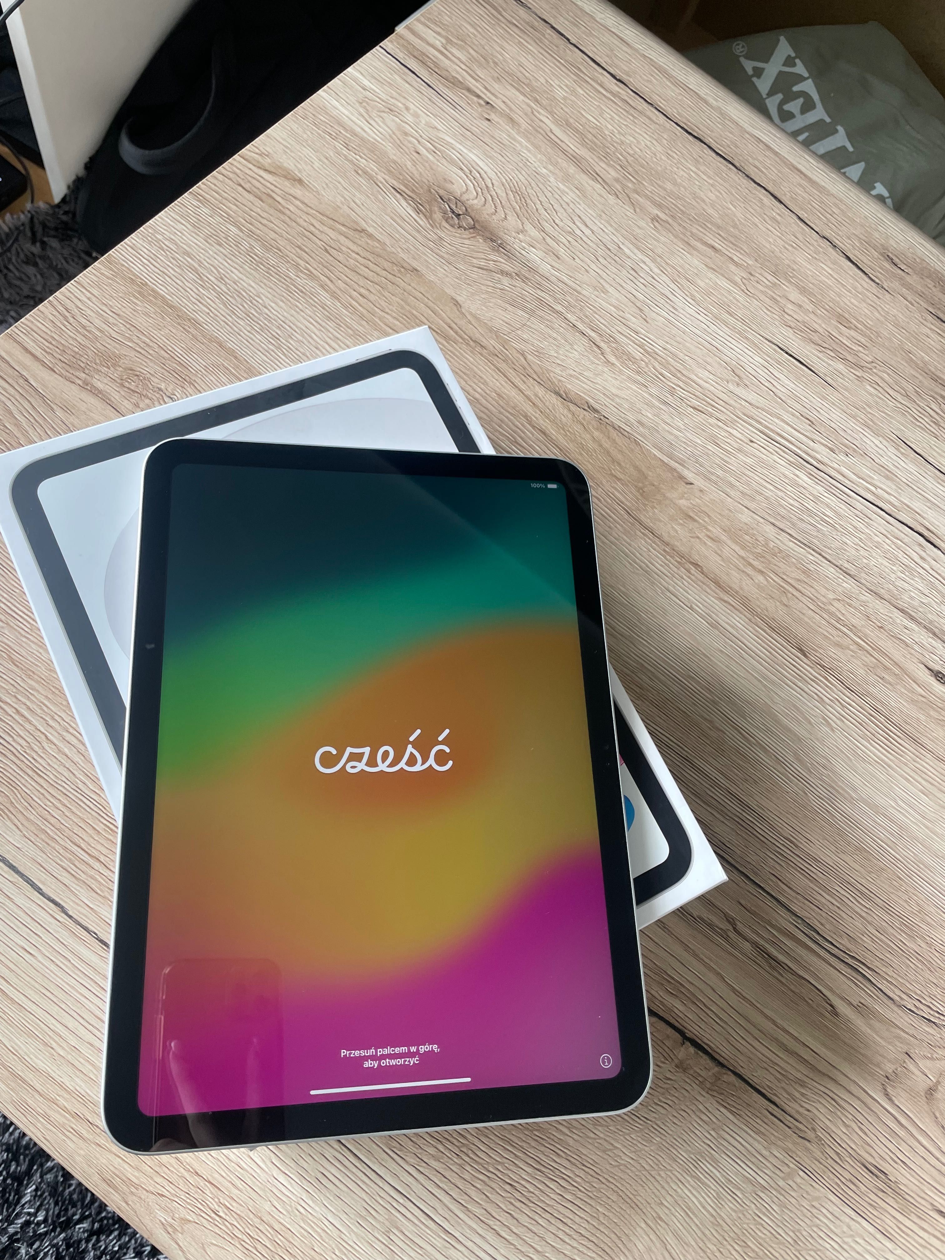 Tablet APPLE iPad 10.9" 10 gen. 64 GB Wi-Fi Srebrny