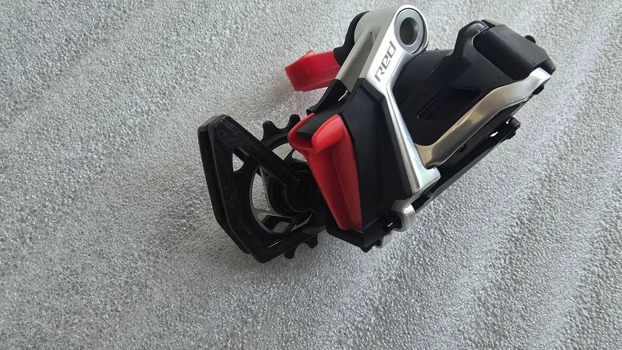 Задній перемикач eTap SRAM RED AXS Rear Derailleur 12-speed | 36T