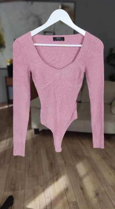 Боді рожевий Bershka