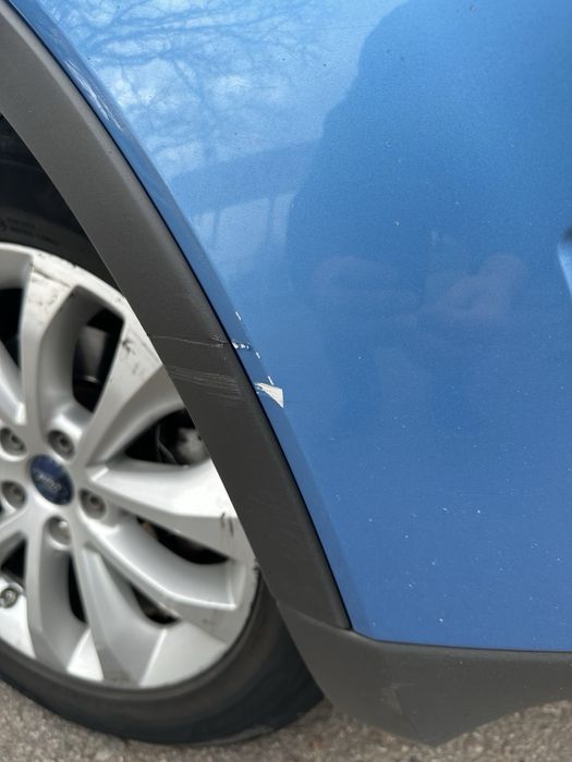 Ford Kuga бензин 2,5 2010 року