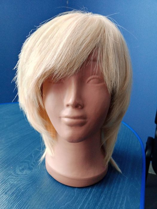 Перука натуральна,нова.