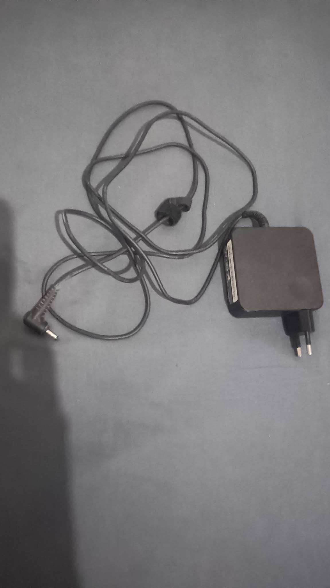 Carregador Portátil Lenovo Original  Excelente Estado!