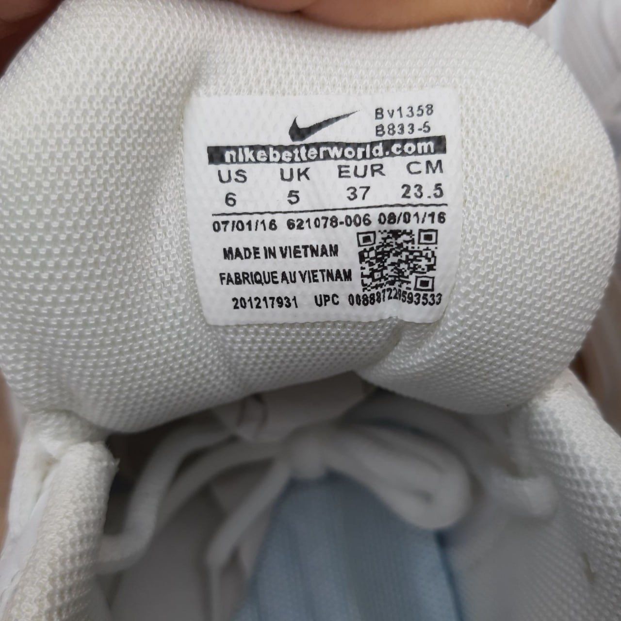 Жіночі кросівки Nike Vomero 5 білі з сірим Женские кроссовки