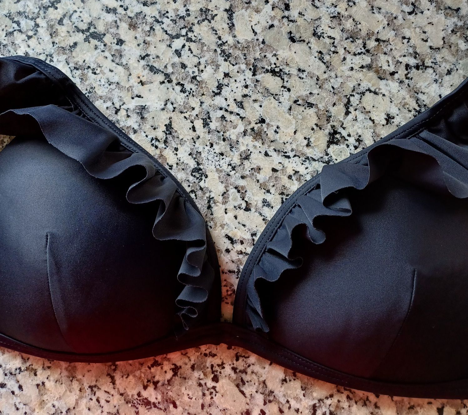 Top de bikini preto