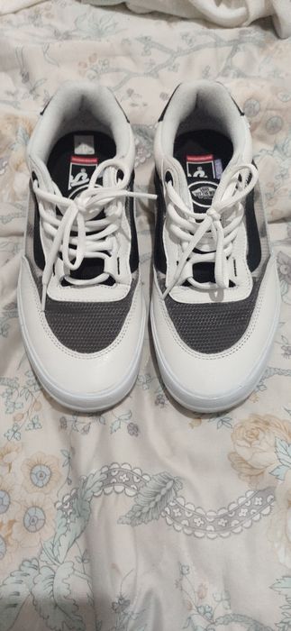 Vans MN Wayvee couro brancas