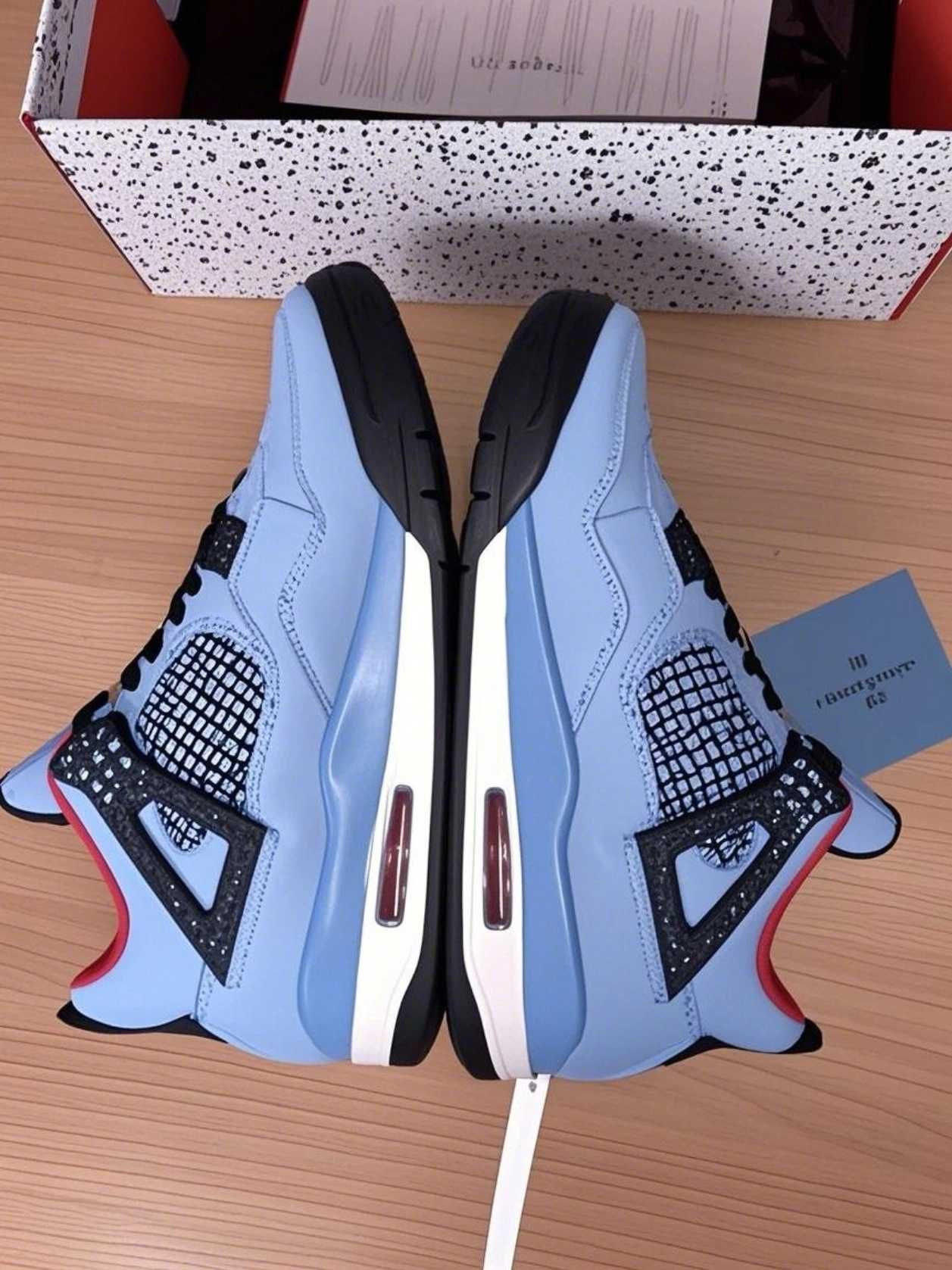 Nowe buty Nike_Jordan4_Retro_Travis_Scott_Moda R.42
