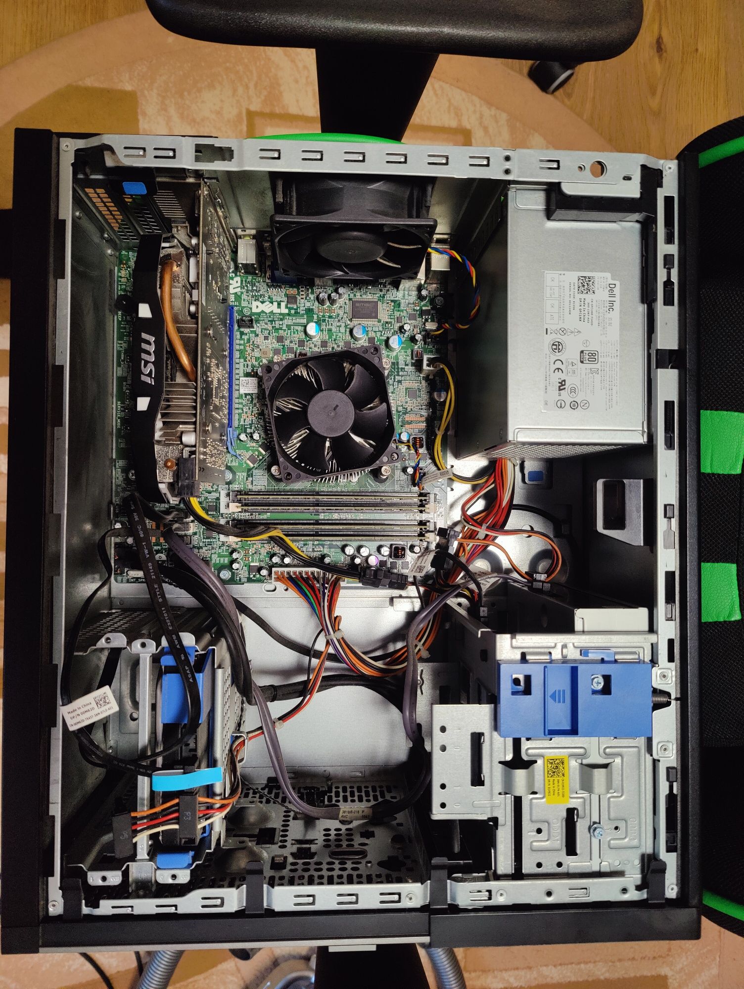Ігровий комп'ютер DELL з монітором 23 "