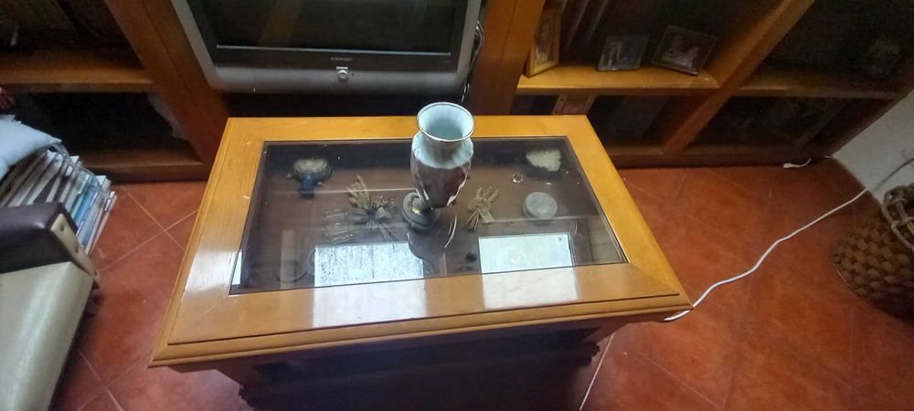 Mesa de sala pequena