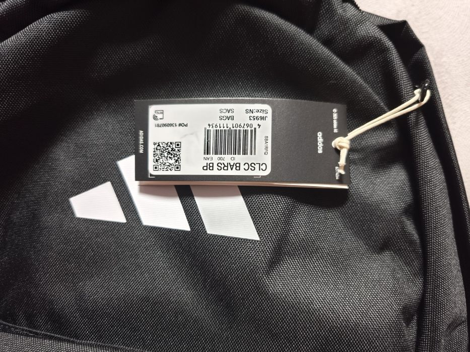 Oryginalny plecak Adidas lekki czarny dwa zamki + miejsce na bidon