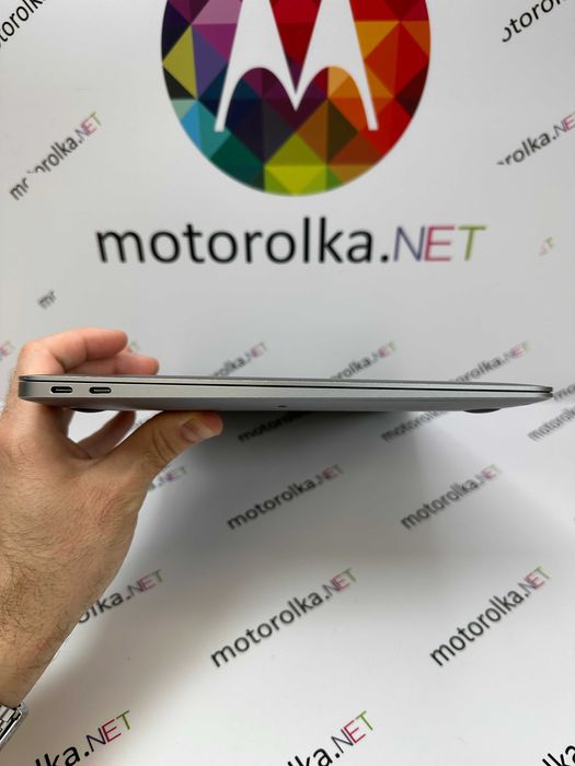 MacBook Air 13 M1 8CPU/8GPU 8RAM 512SSD Space Gray 100% (156 циклов)