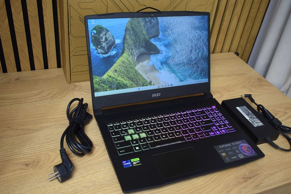 MSI Katana i7 12650H 32 DDR5 1,5GB SSD RTX 4070-8GB 144Hz