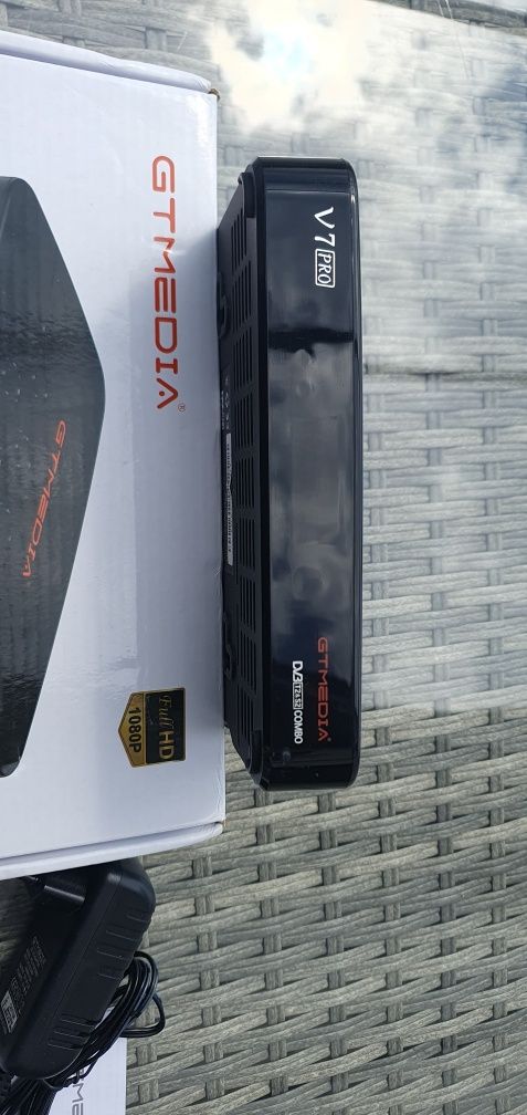 Dekoder DVBT Hevc GTMEDIA V7 Pro odbiornik satelitarny