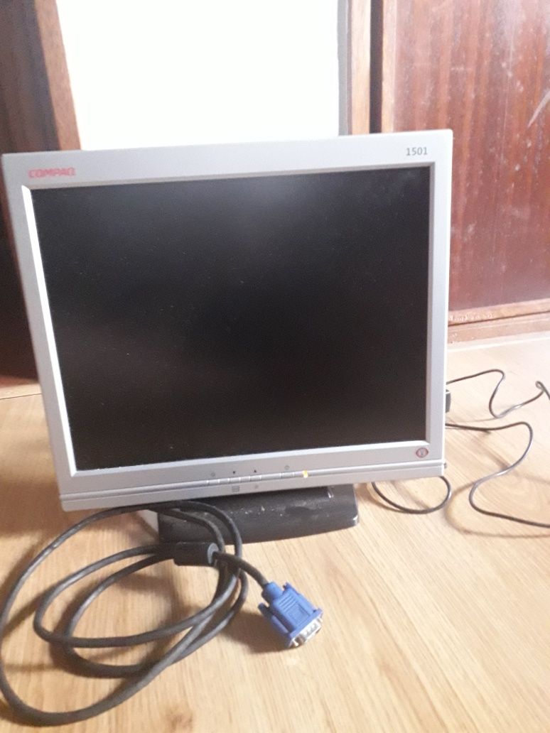 Monitor HP Compaq 1501