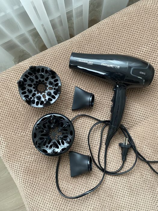 Продам фен Rowenta