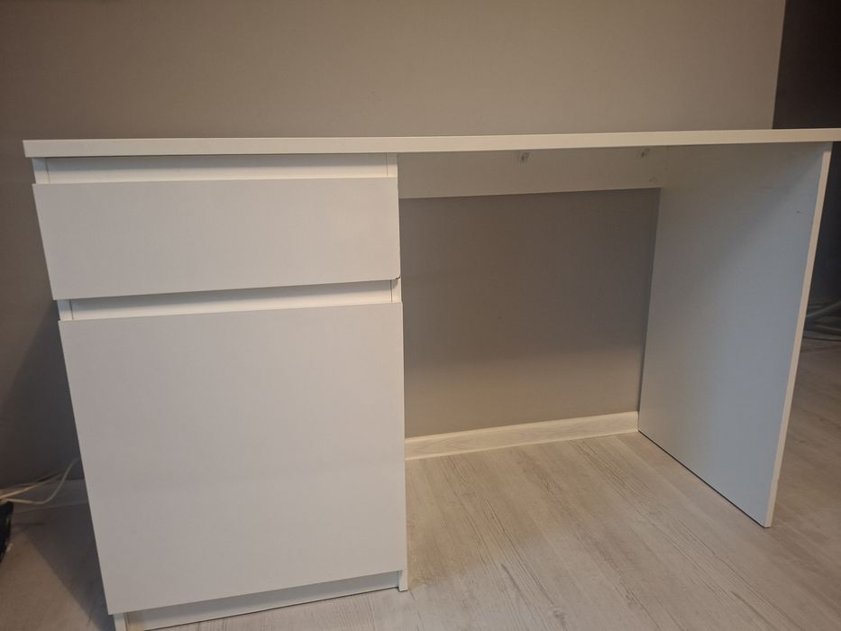 Biurko białe połysk 130x50x82