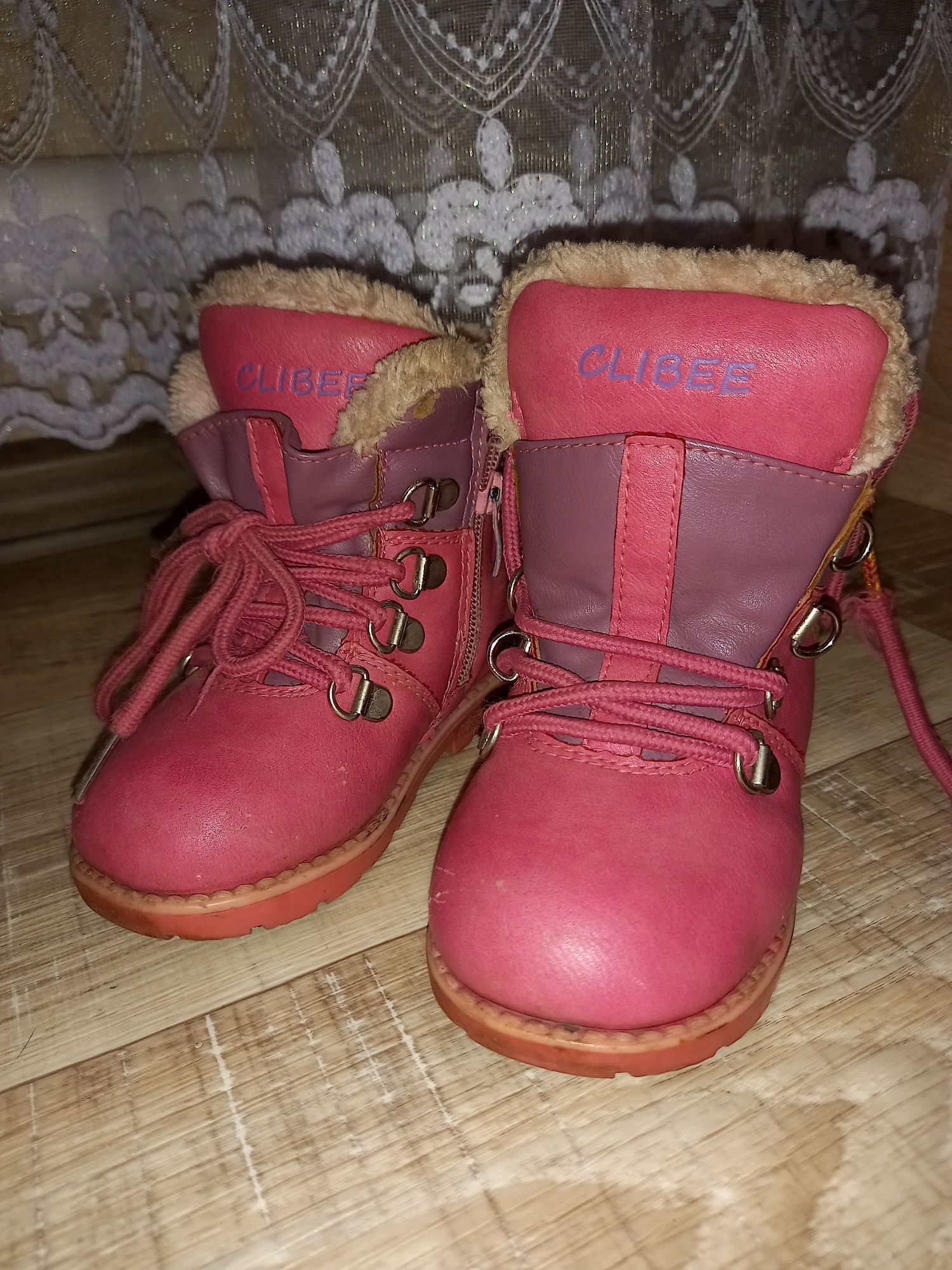 Зимние ботиночки для девочки  Clibee