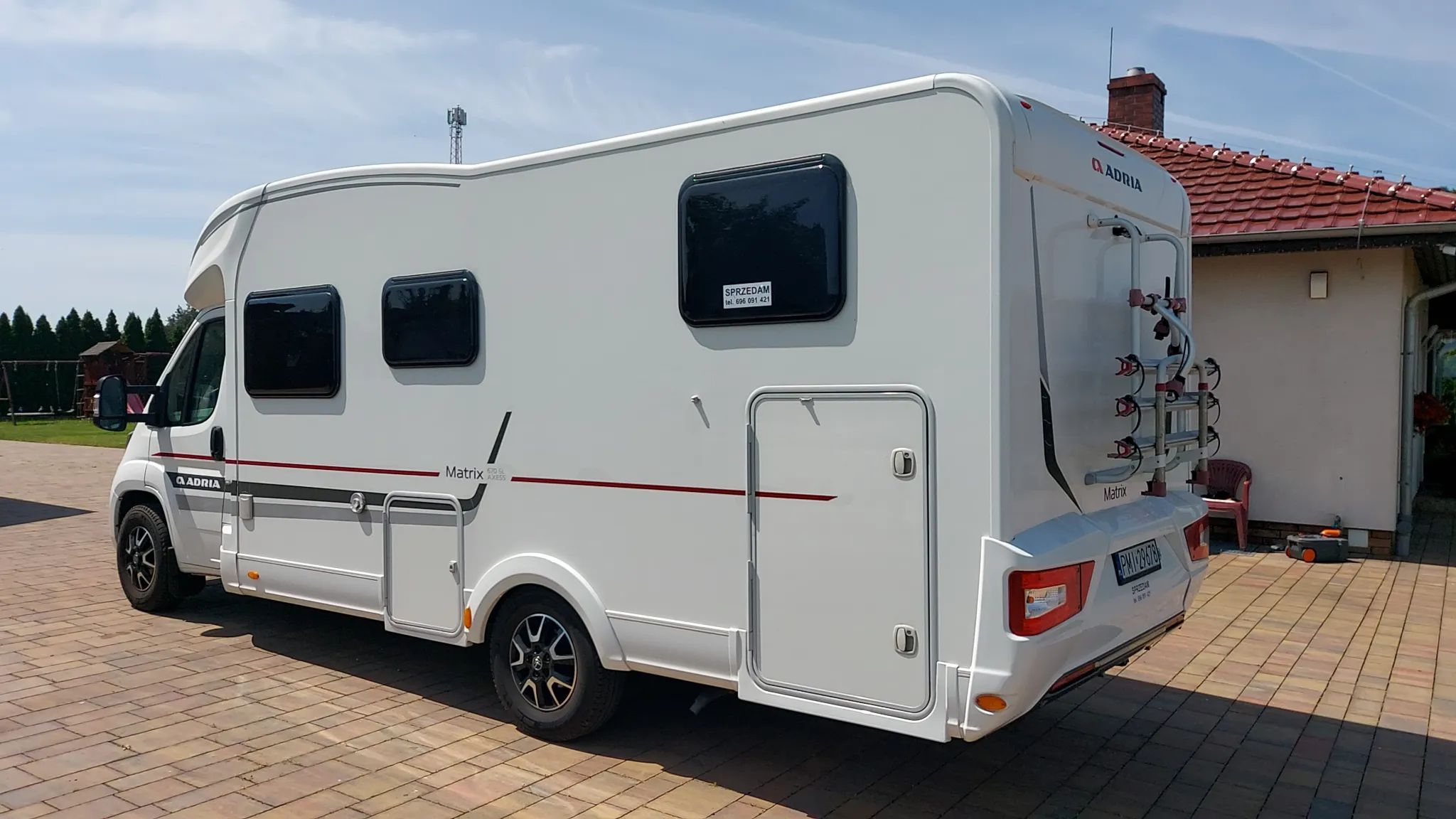 Adria Matrix 670 SL  Matrix 670 SL, 5 osobowy, antena sat, bagażnik , wersja zimowa, klima