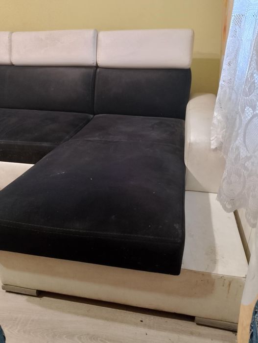 Narożnik z funkcją spania.